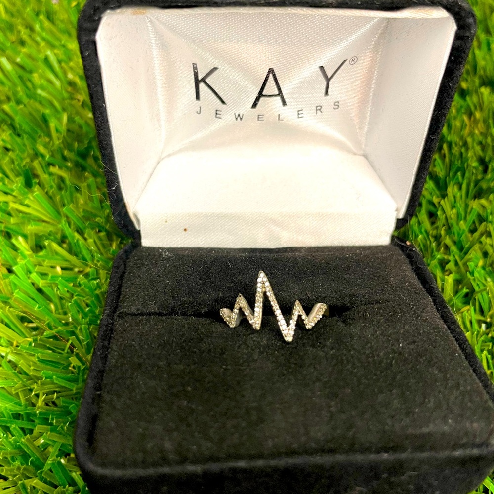 🖤Heart beat ring - Sterling Silver 🖤